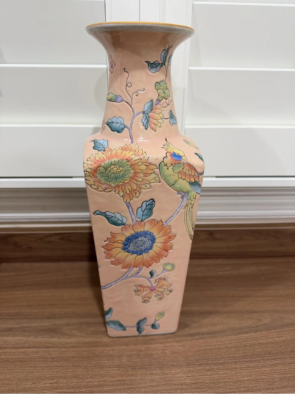 Chinoiserie Vase Decorated in Macau
